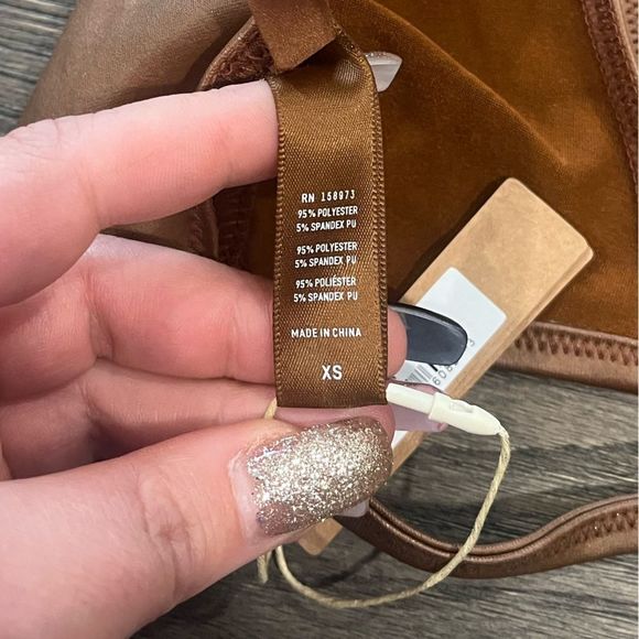 NWT Skims Strappy Triangle Bra Faux Leather - Size XS - Picture 3 of 5